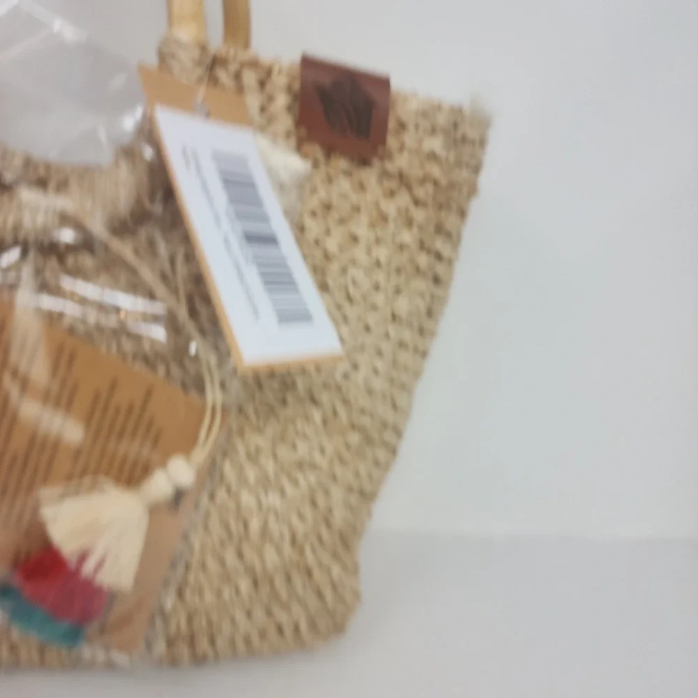 Likhang Legacies Straw Tote‎ Bag Women Medium Khaki Woven Wood Handle Boho NWT